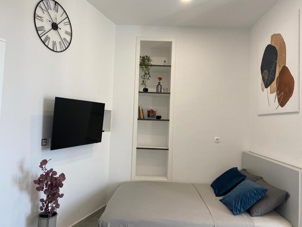 City Vibes Apartment Пула Экстерьер фото